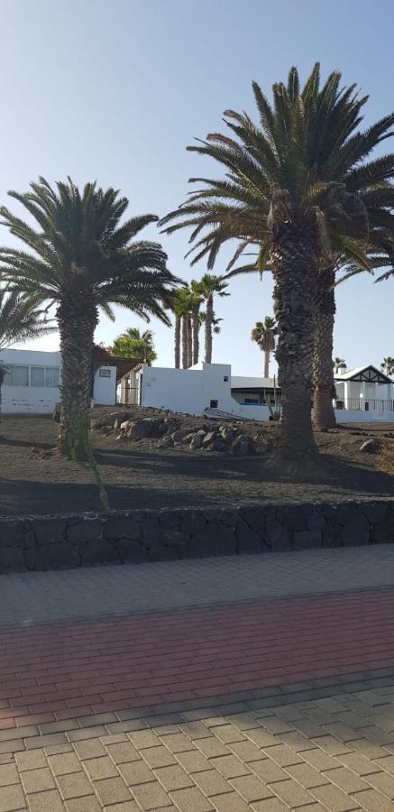 Playa Roca Bungalows Costa Teguise Zewnętrze zdjęcie