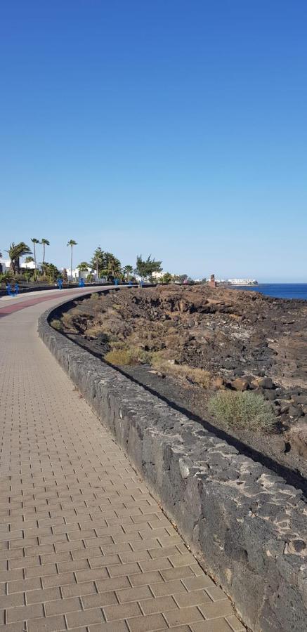 Playa Roca Bungalows Costa Teguise Zewnętrze zdjęcie